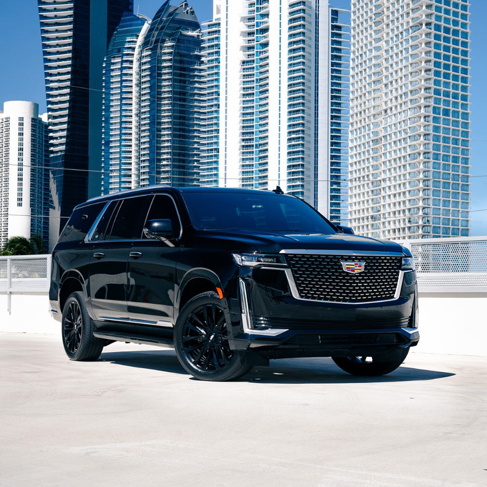 Cadillac Escalade ESV - Image 1